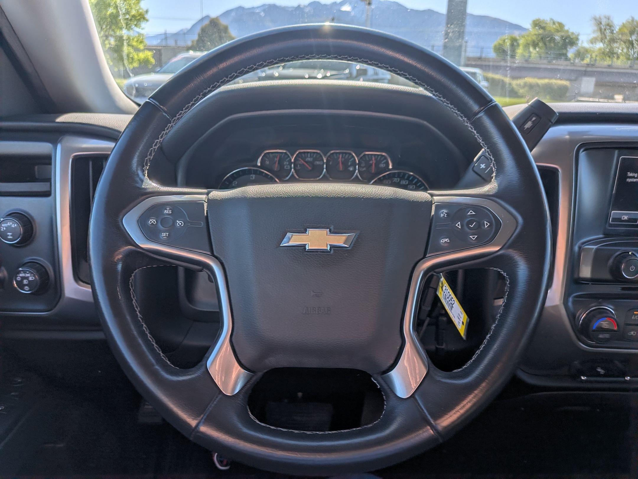 Used 2018 Chevrolet Silverado 1500 LT w/ All Star Edition AWD/4WD image 14