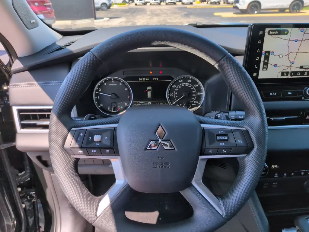 New 2026 Mitsubishi Outlander ES AWD/4WD image 25