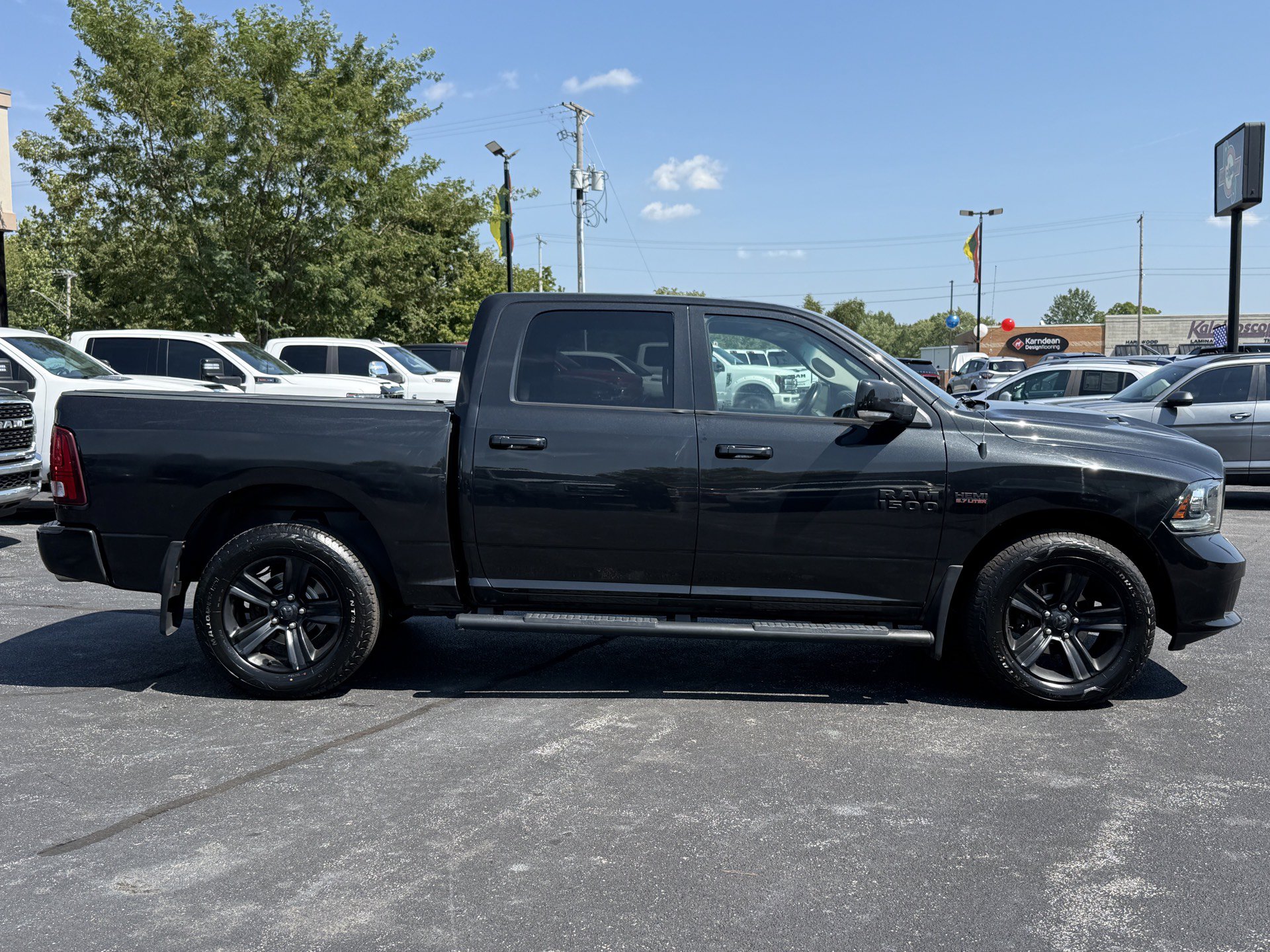 Used 2017 RAM 1500 Sport w/ Black Ram 1500 Sport Group AWD/4WD image 9
