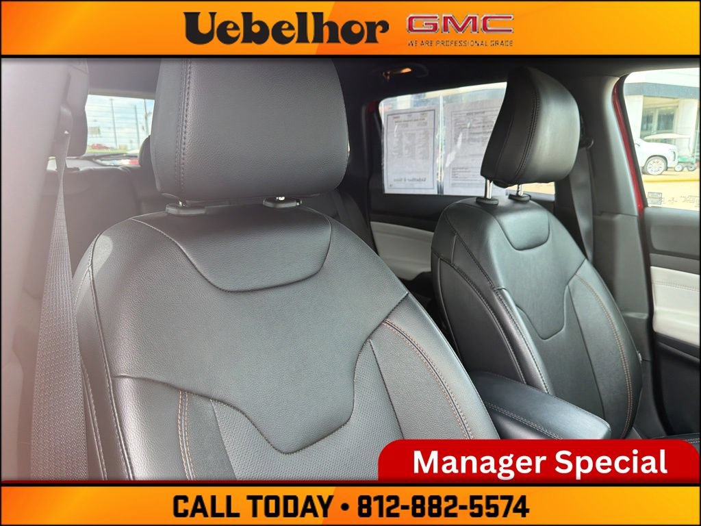 Used 2023 Jeep Compass Limited AWD/4WD image 4