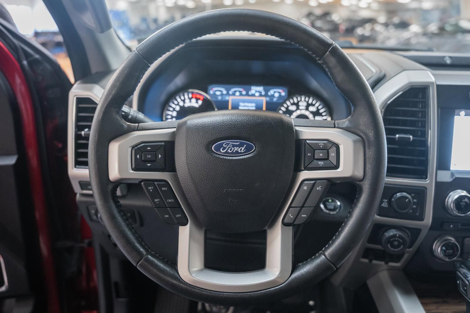 Used 2018 Ford F150 Lariat w/ Heavy-Duty Payload Package image 38