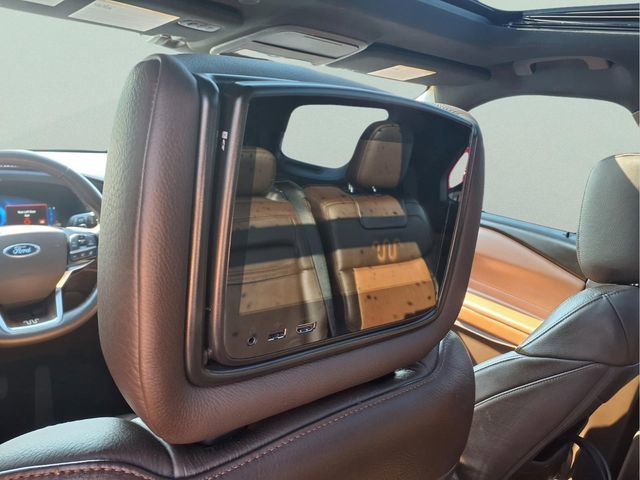 Used 2021 Ford Explorer King Ranch w/ Premium Technology Package AWD/4WD image 15