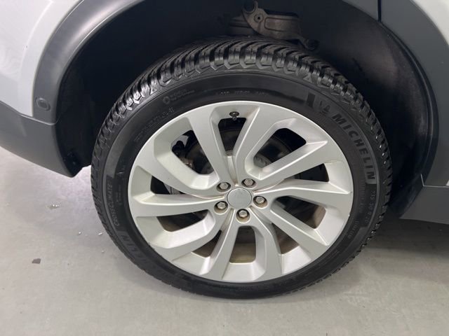 Used 2021 Land Rover Discovery Sport SE image 26