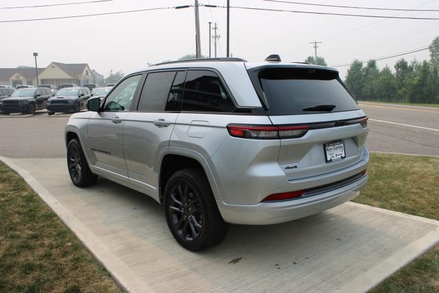 New 2026 Jeep Grand Cherokee Limited AWD/4WD image 36