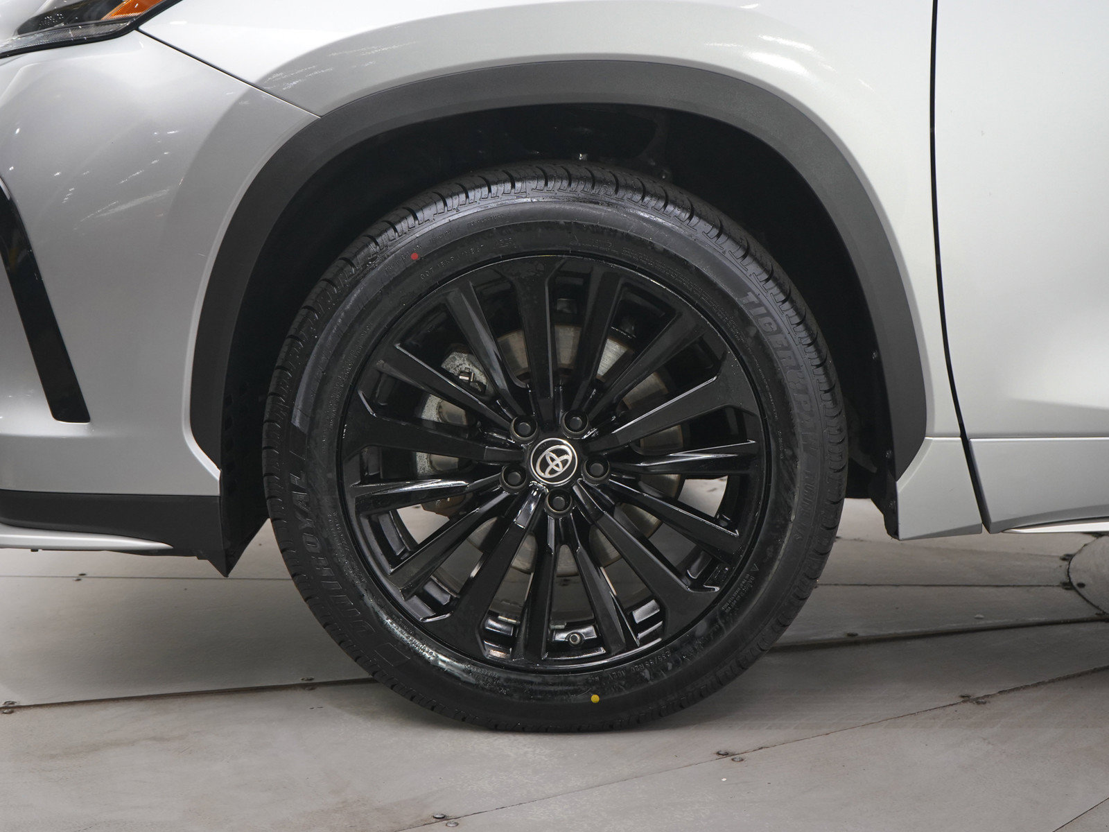 Used 2025 Toyota Highlander XSE AWD/4WD image 33