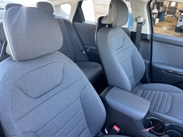 New 2025 Kia K4 EX image 25
