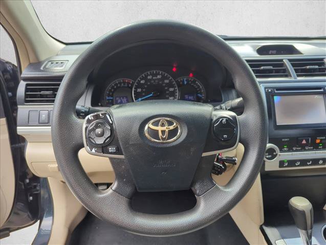 Used 2012 Toyota Camry LE FWD image 14