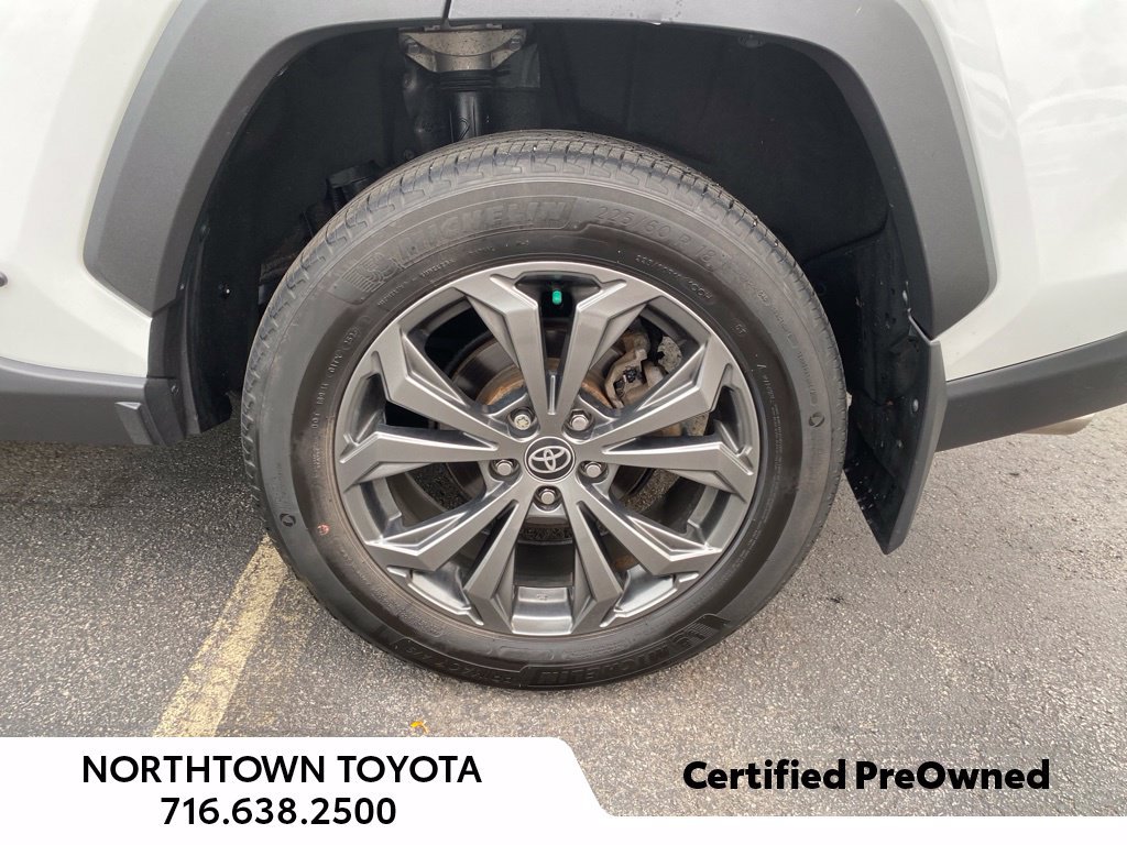 Used 2023 Toyota RAV4 XLE Premium AWD/4WD image 15