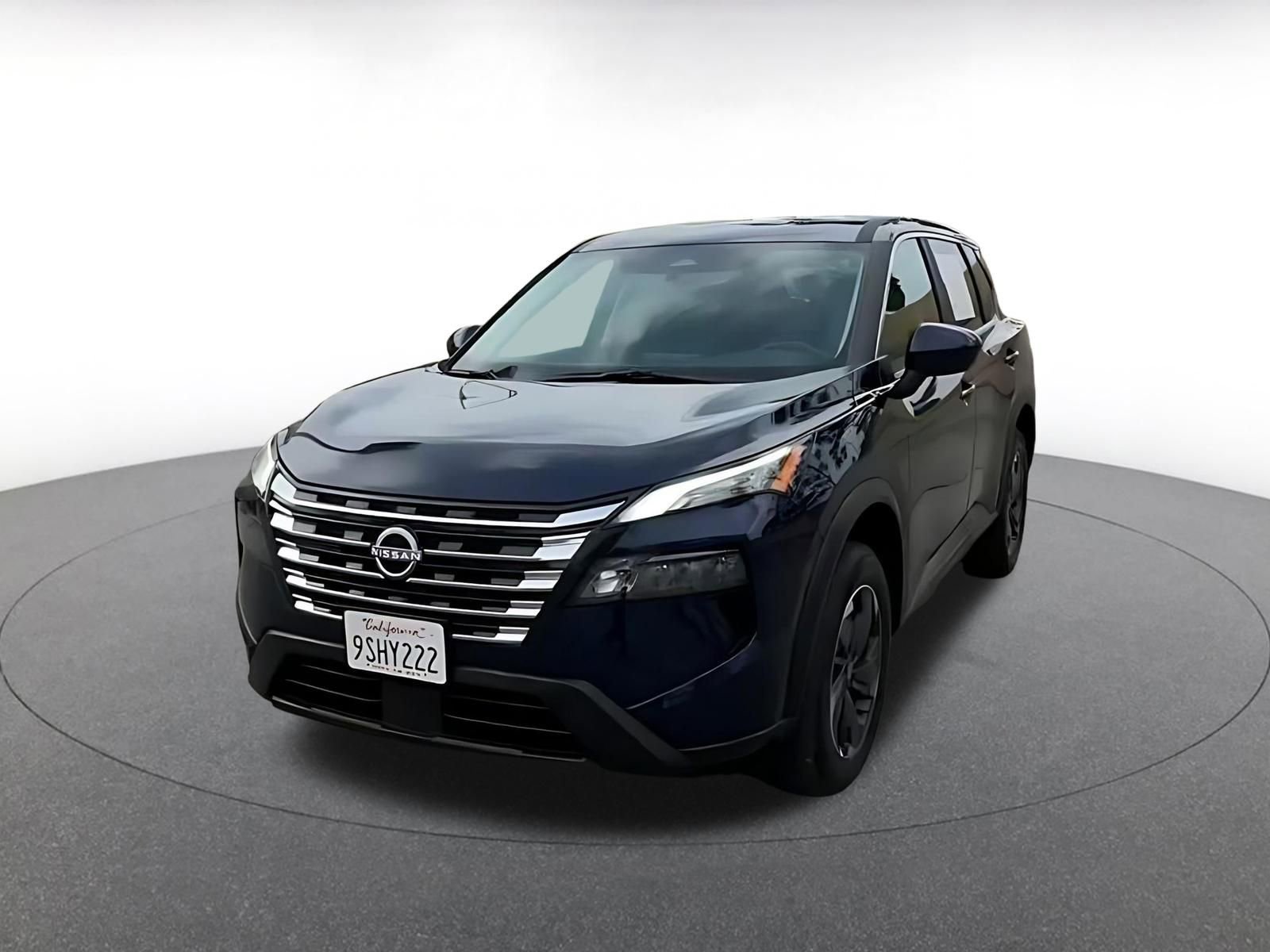 Used 2025 Nissan Rogue SV image 7