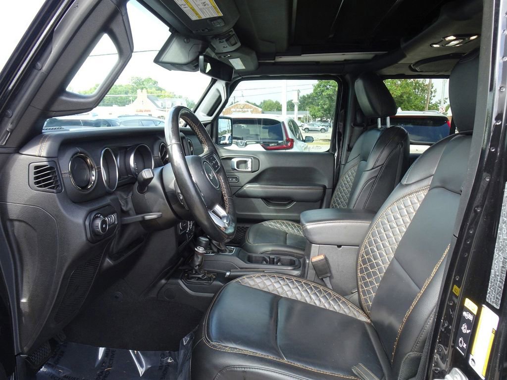 Used 2021 Jeep Wrangler Unlimited Sahara image 9