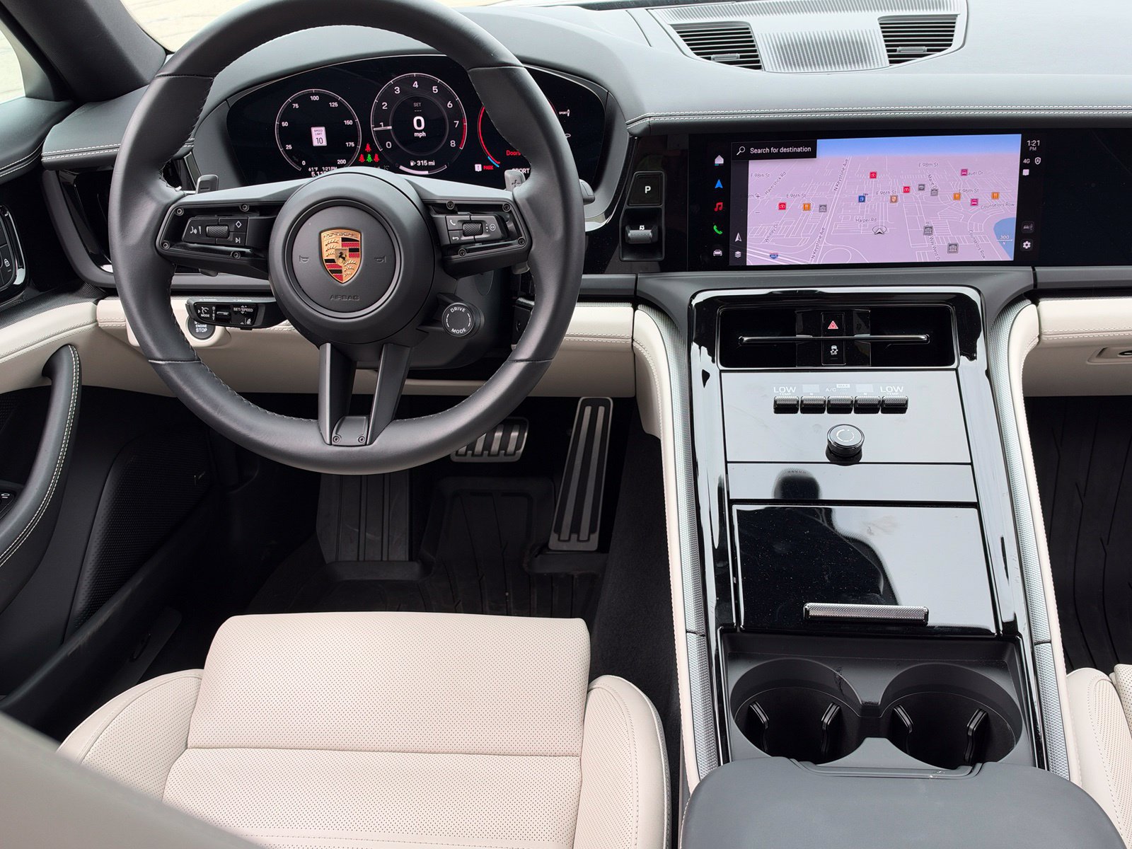 Certified 2026 Porsche Panamera 4 AWD/4WD image 17