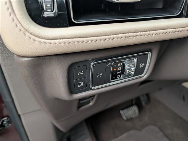 Certified 2022 Lincoln Nautilus Reserve image 32