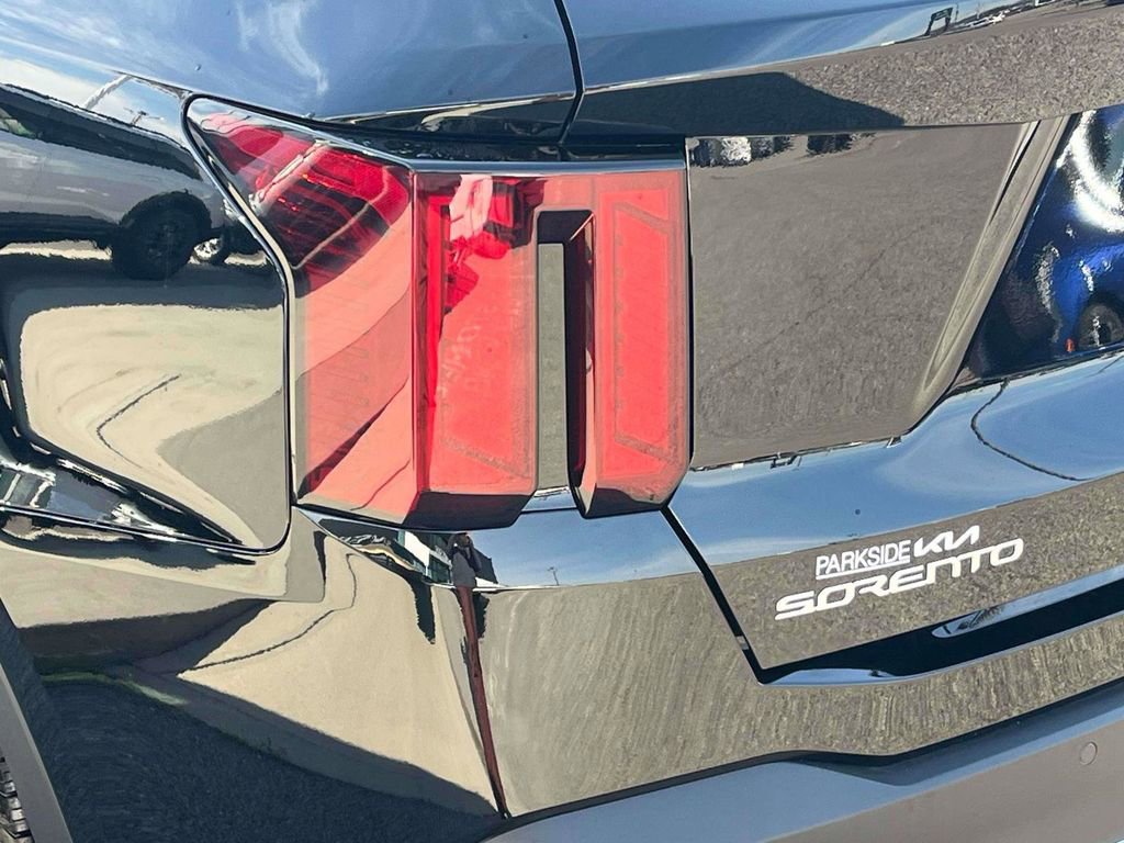 Used 2026 Kia Sorento S w/ S Panoramic Sunroof Package FWD image 35