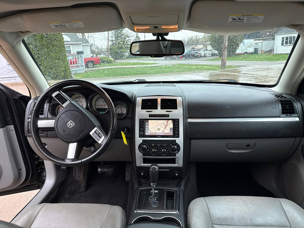 Used 2010 Dodge Charger Rallye RWD image 9