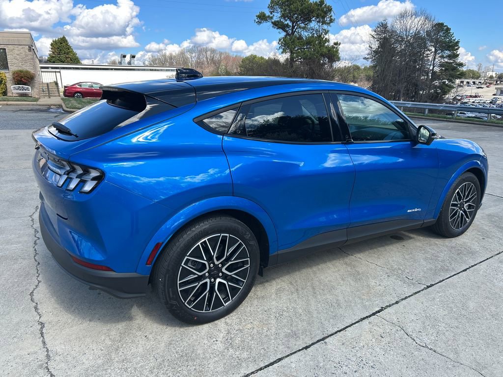 Used 2025 Ford Mustang Mach-E Premium image 6