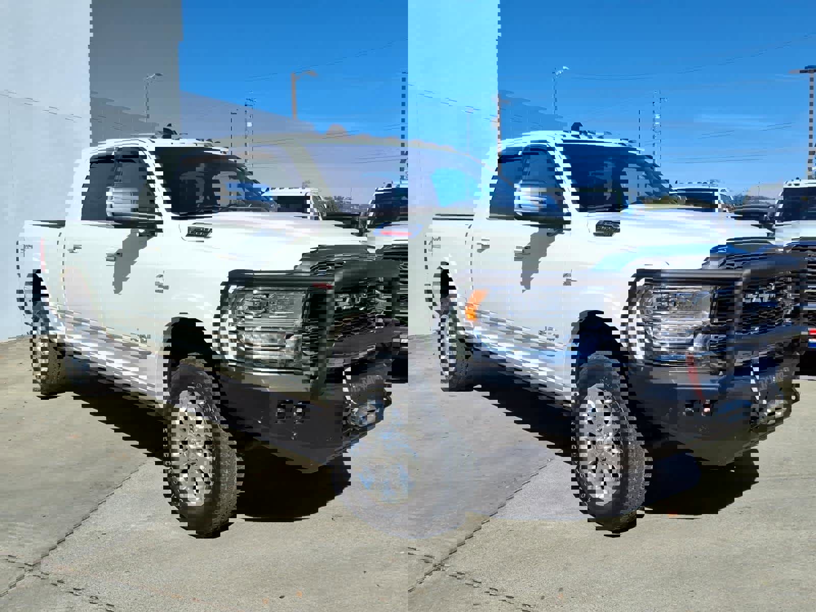 Used 2022 RAM 2500 Limited w/ Towing Technology Group image 35