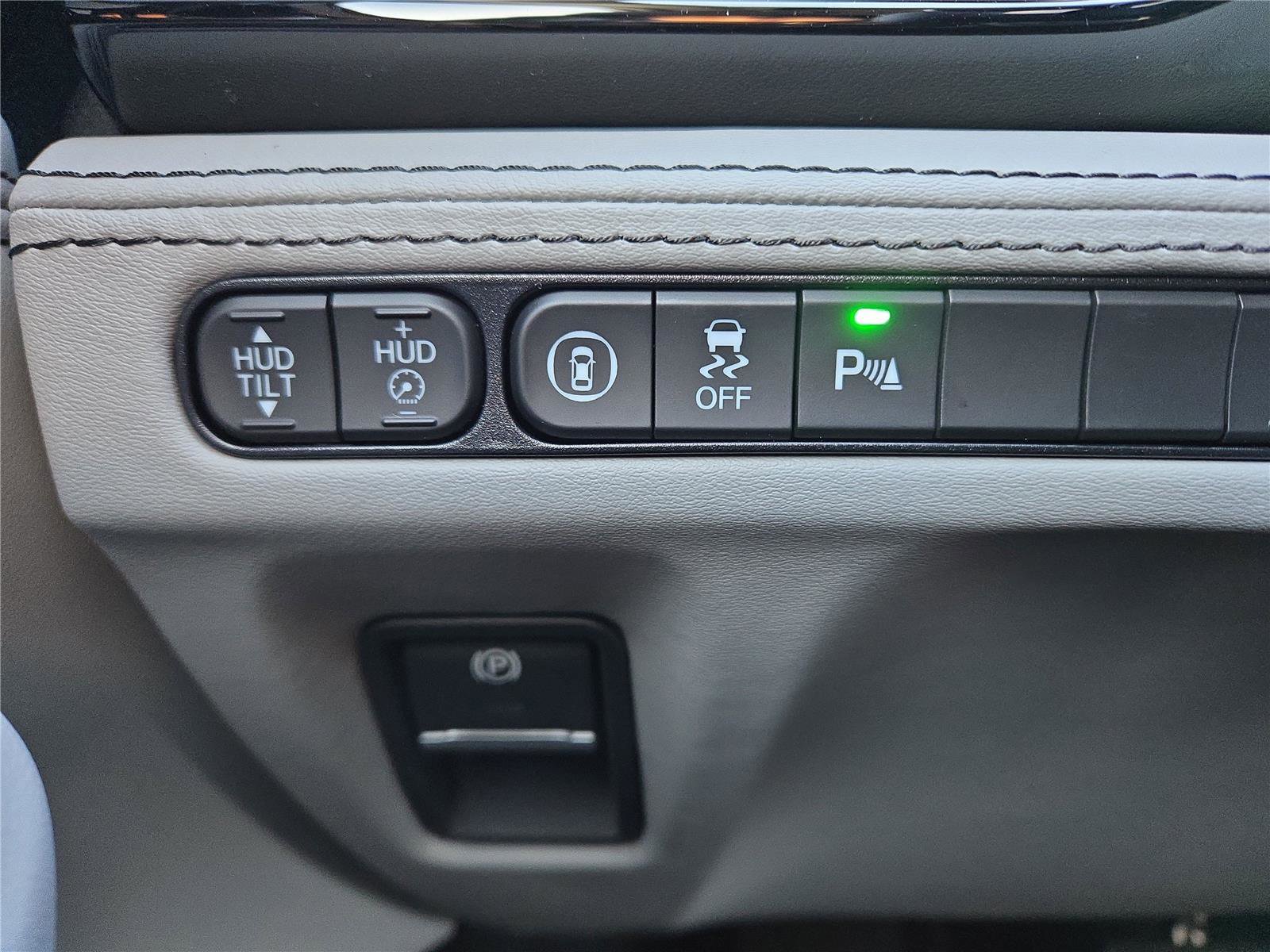 New 2026 Acura MDX SH-AWD w/Advance image 13