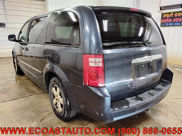 Used 2008 Dodge Grand Caravan SXT w/ Family Value Group FWD image 6