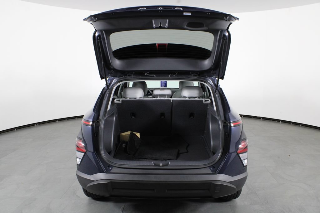 Used 2026 Hyundai Kona SEL Sport FWD image 17