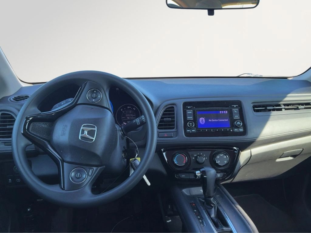 Used 2017 Honda HR-V LX image 10