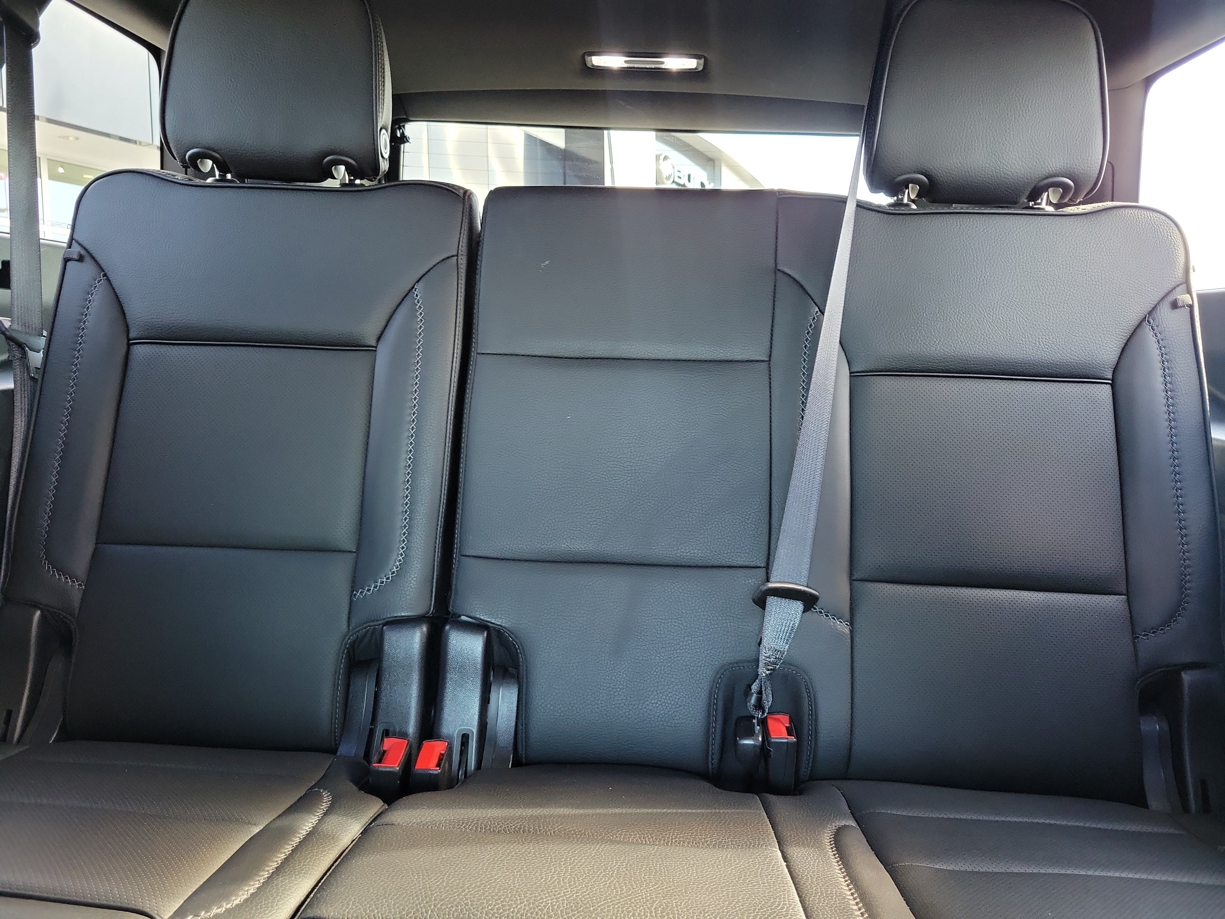 Used 2021 GMC Yukon XL Denali w/ Denali Premium Package RWD image 18