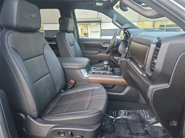 Certified 2025 Chevrolet Silverado 1500 High Country image 29