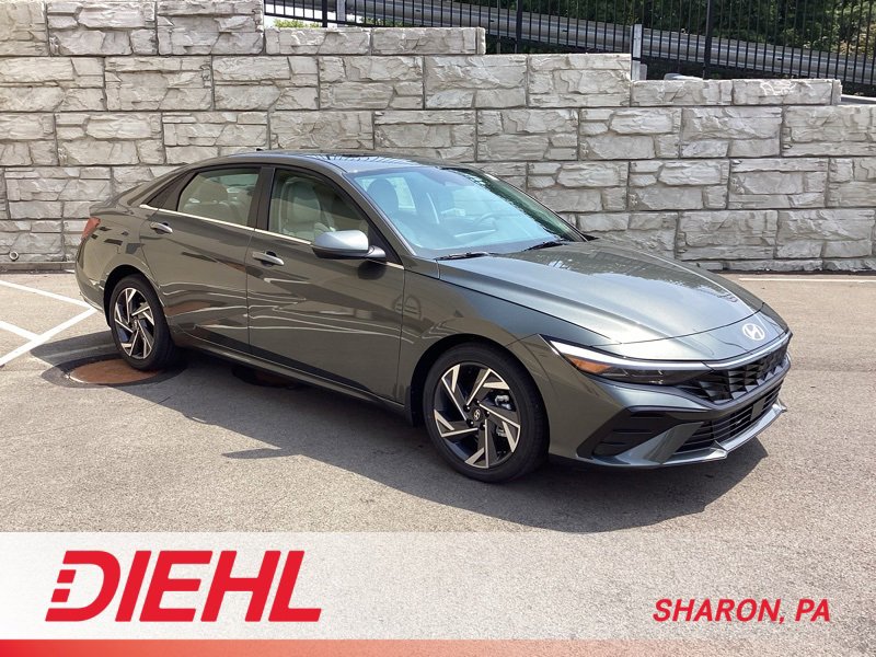 New 2025 Hyundai Elantra Limited