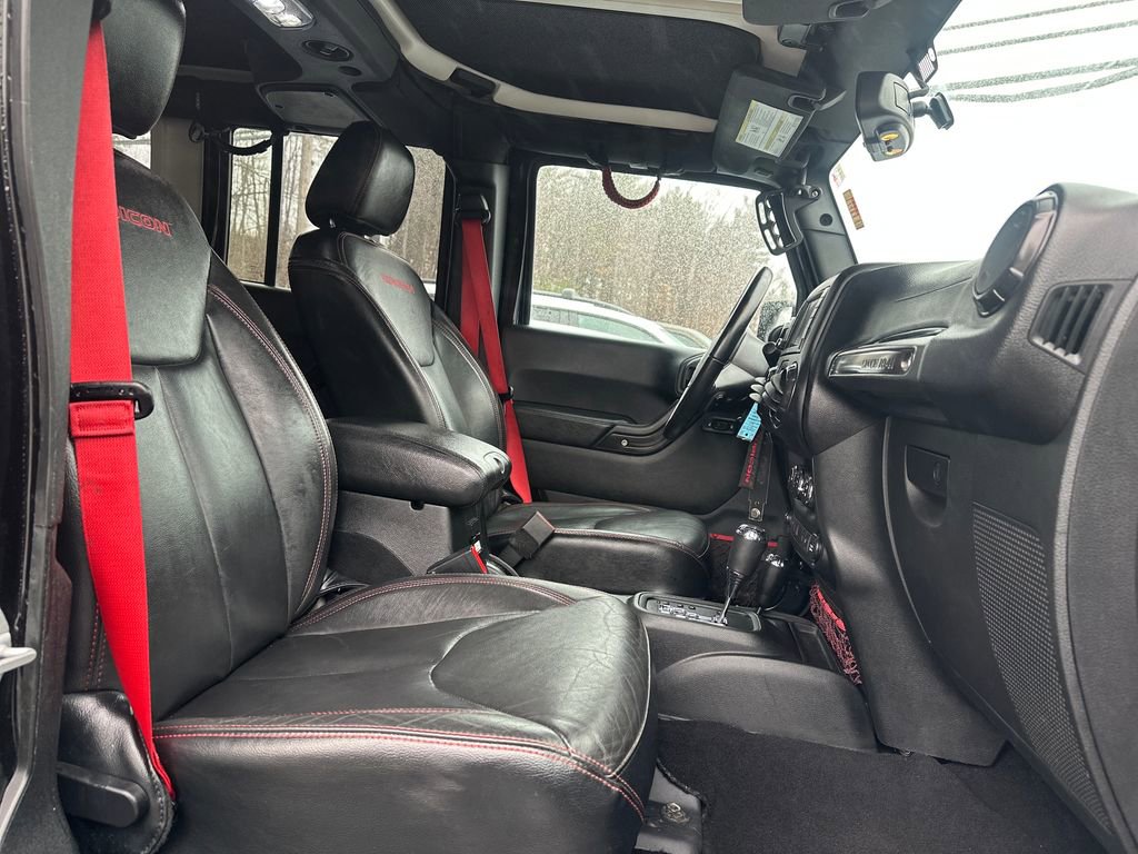 Used 2017 Jeep Wrangler Unlimited Rubicon image 14