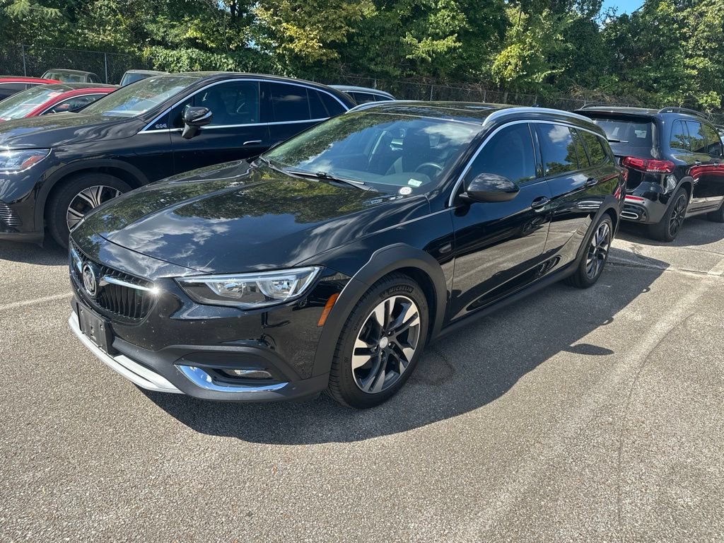 Used 2018 Buick Regal Preferred w/ Sights and Sounds Package