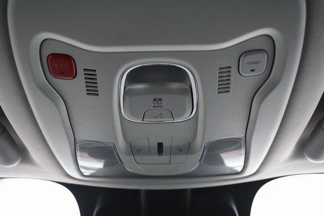 Used 2016 Jeep Renegade 75th Anniversary image 30