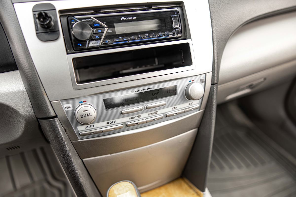Used 2007 Toyota Camry XLE FWD image 29