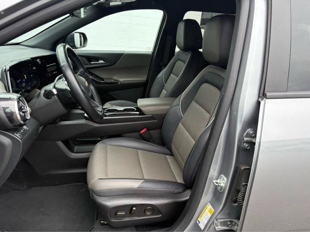 Used 2025 Chevrolet Equinox LT w/ Convenience Package II AWD/4WD image 16