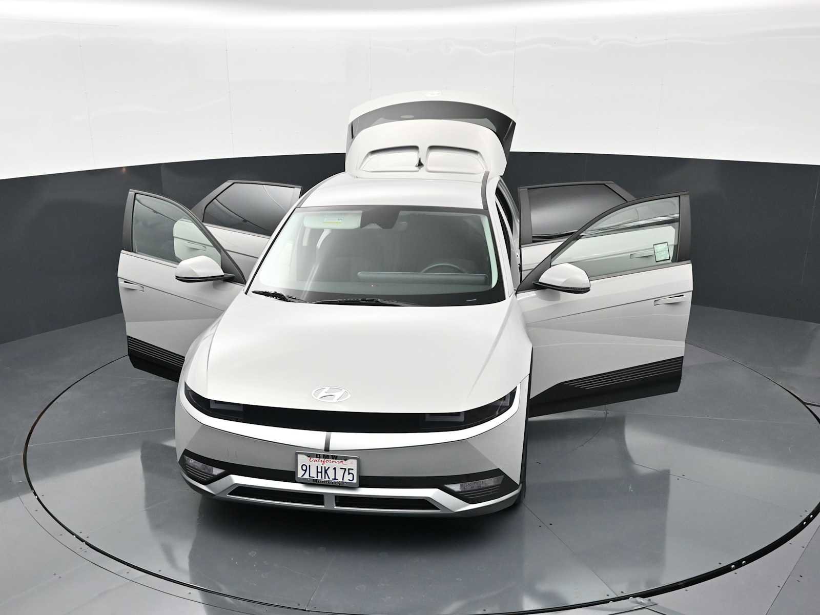 Used 2024 Hyundai Ioniq 5 SEL image 32