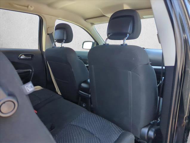 Used 2020 Dodge Journey SE w/ Blacktop Package FWD image 19