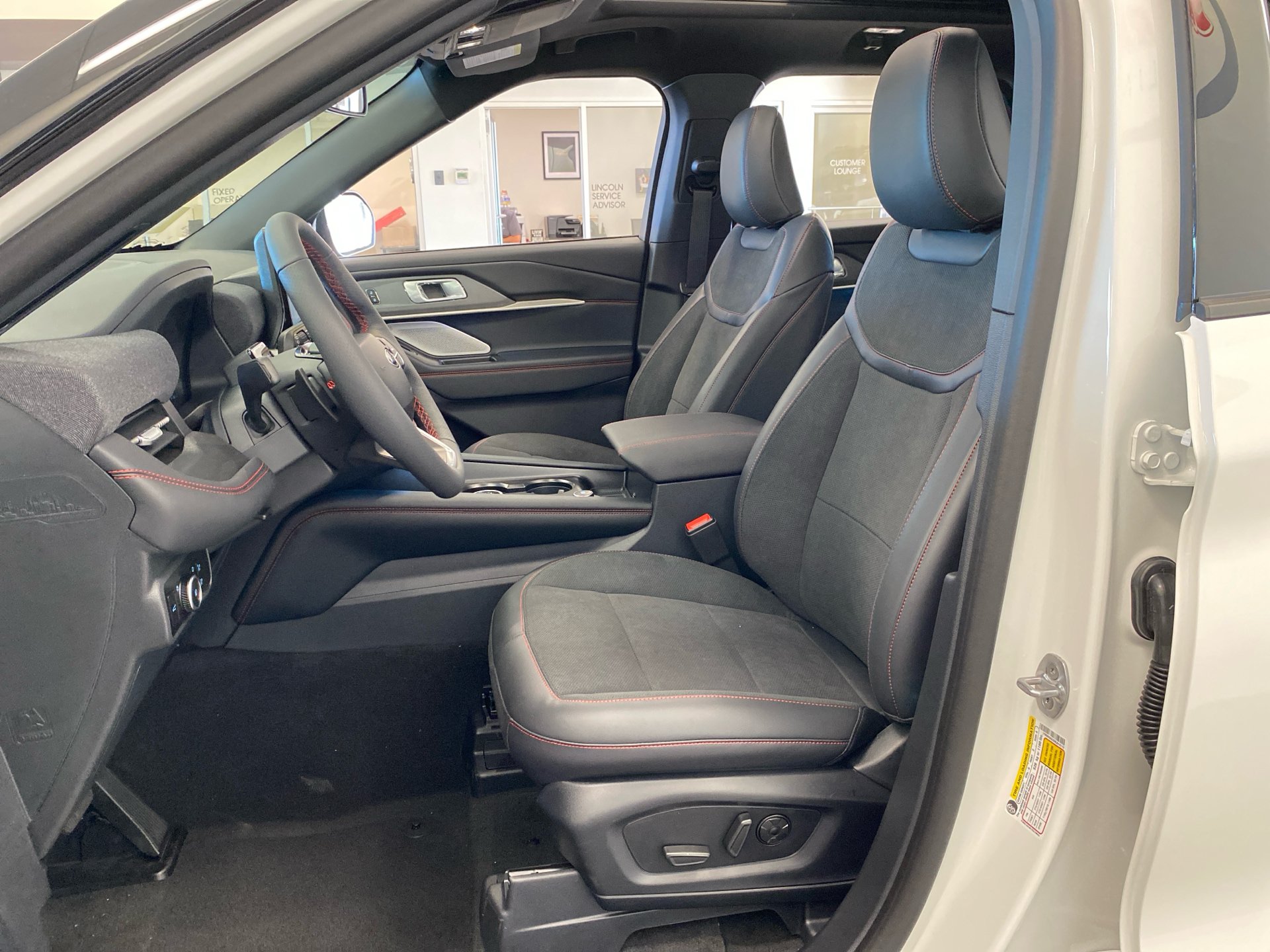 New 2027 Ford Explorer ST w/ Sun And Sound Package AWD/4WD image 16