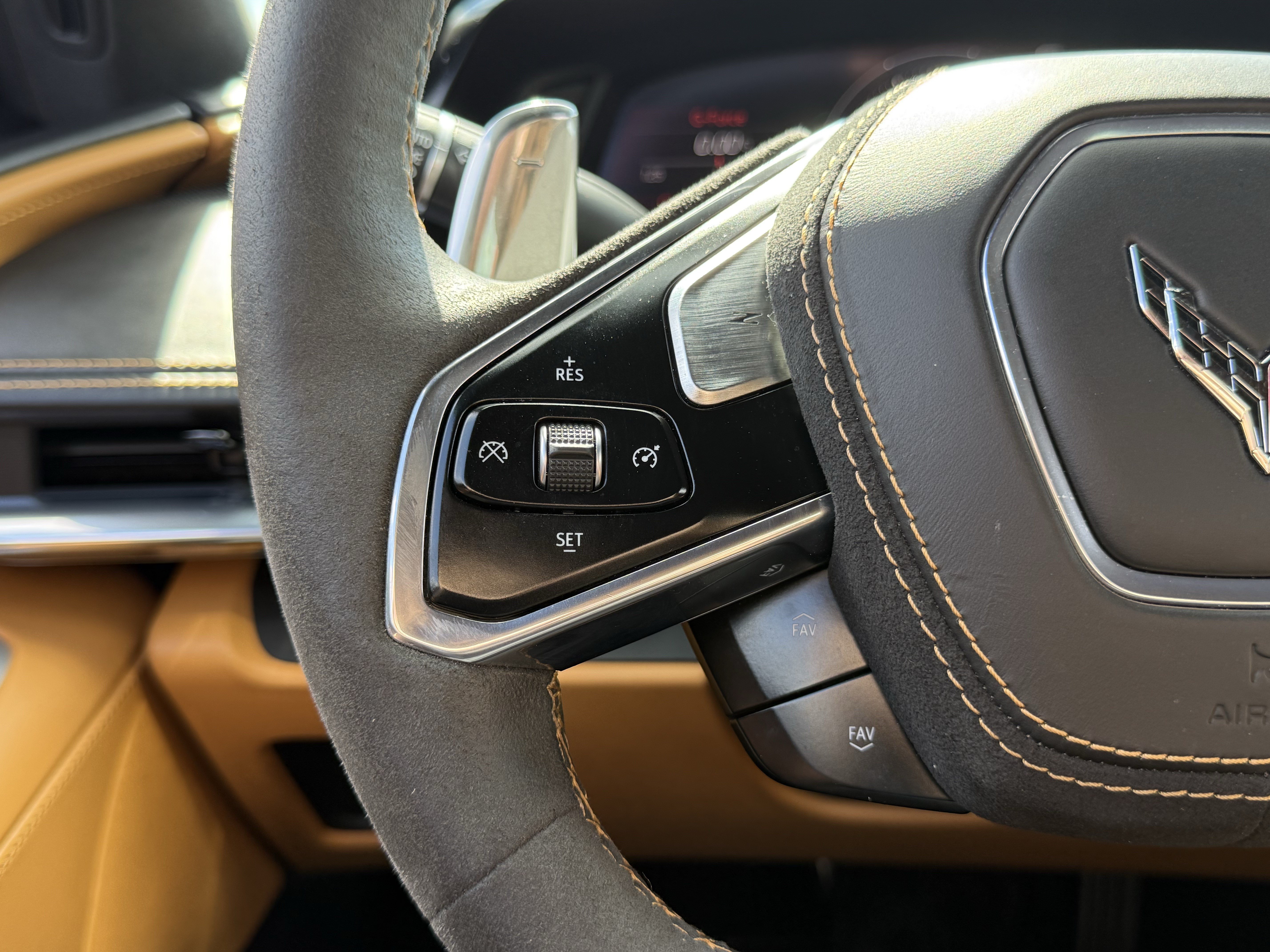 Used 2020 Chevrolet Corvette Stingray Premium Conv w/ 3LT Preferred Equipment Group RWD image 17