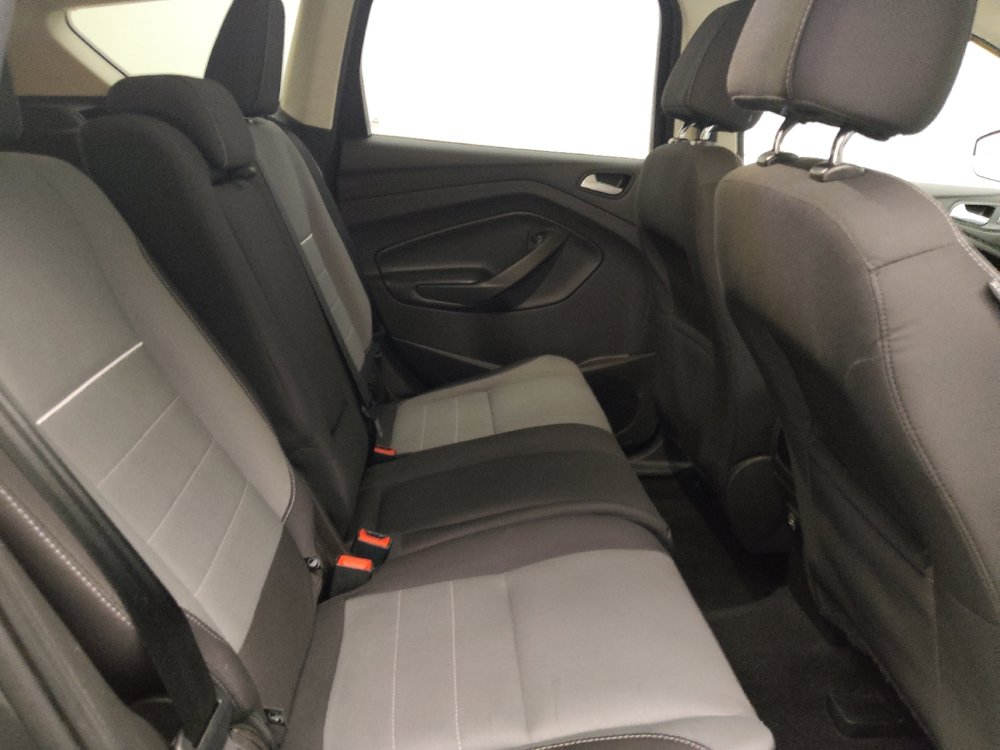 Used 2015 Ford Escape SE FWD image 19