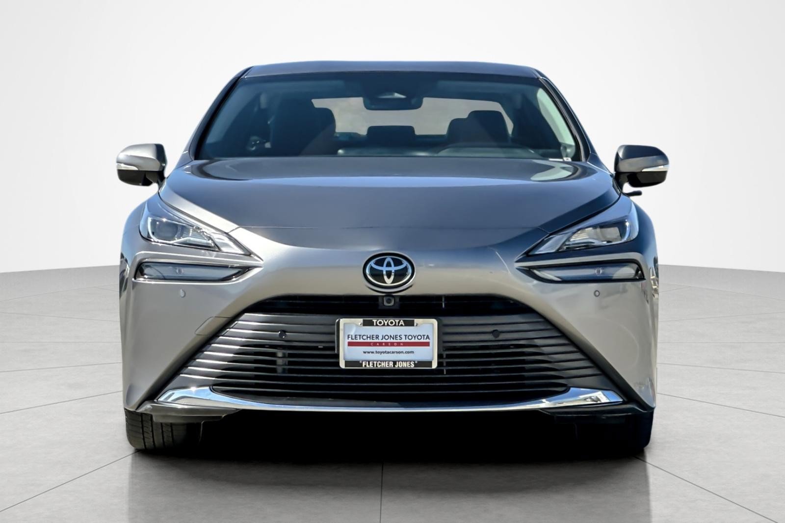 Used 2025 Toyota Mirai XLE RWD image 8
