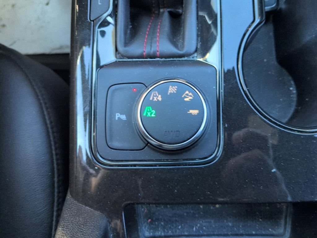 Used 2019 Chevrolet Blazer RS w/ Sun and Wheels Package image 26