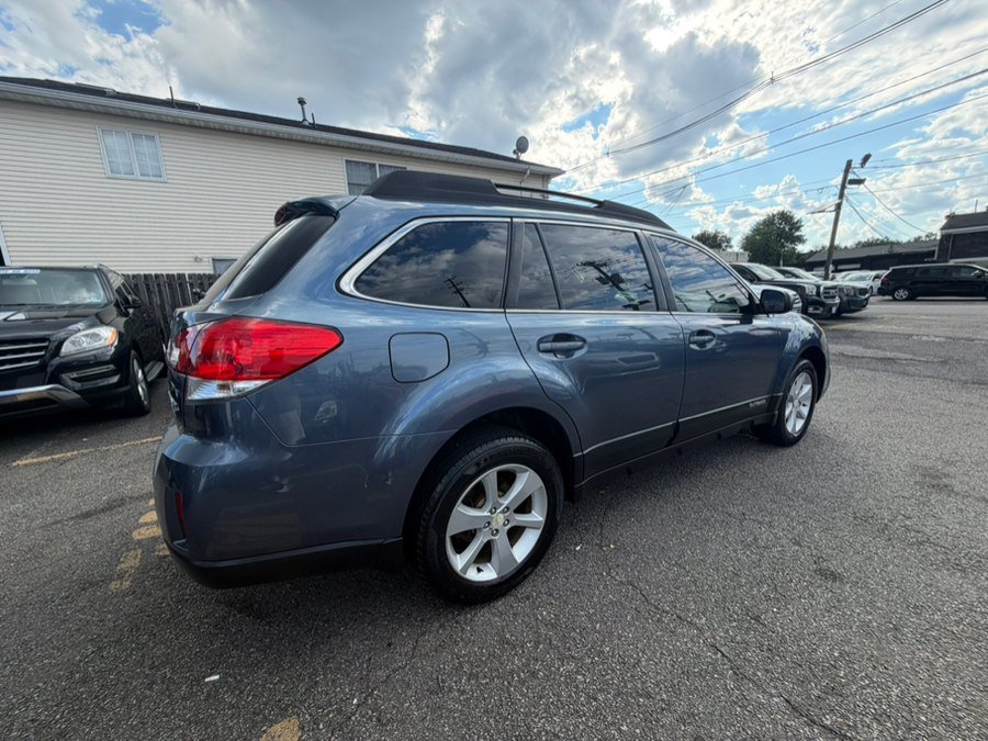 Used 2013 Subaru Outback 2.5i Premium w/ All-Weather Pkg AWD/4WD image 5