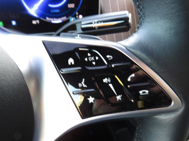 Used 2023 Mercedes-Benz EQE 350+ 4MATIC Sedan w/ Exclusive Trim Package image 11