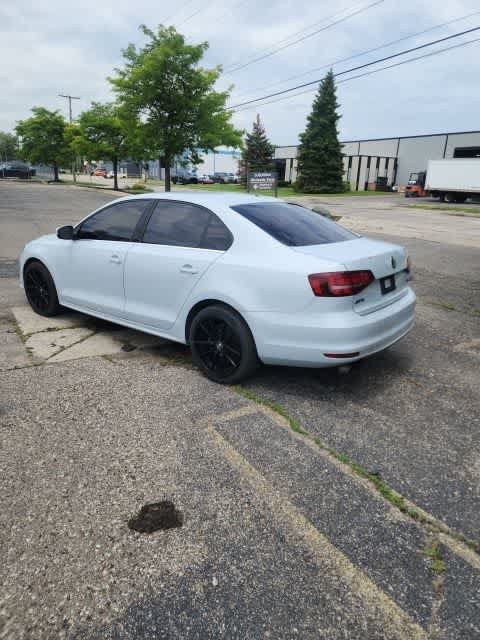 Used 2017 Volkswagen Jetta S w/ Jetta S Cold Weather Package FWD image 21