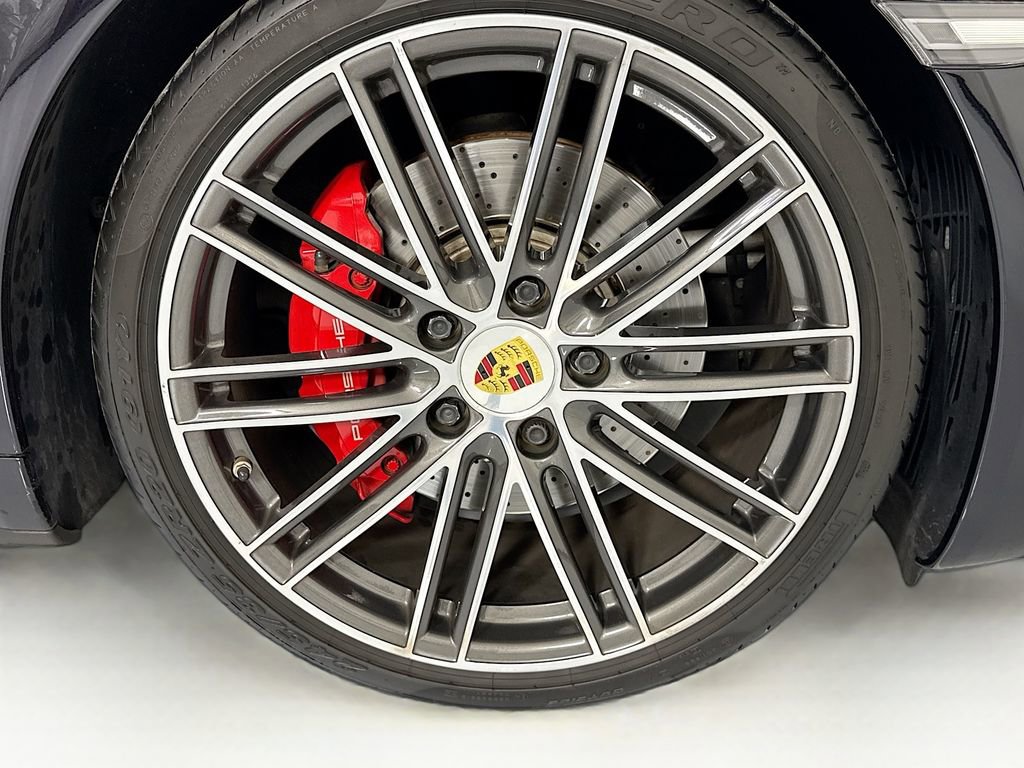 Used 2017 Porsche 911 Carrera 4S image 30