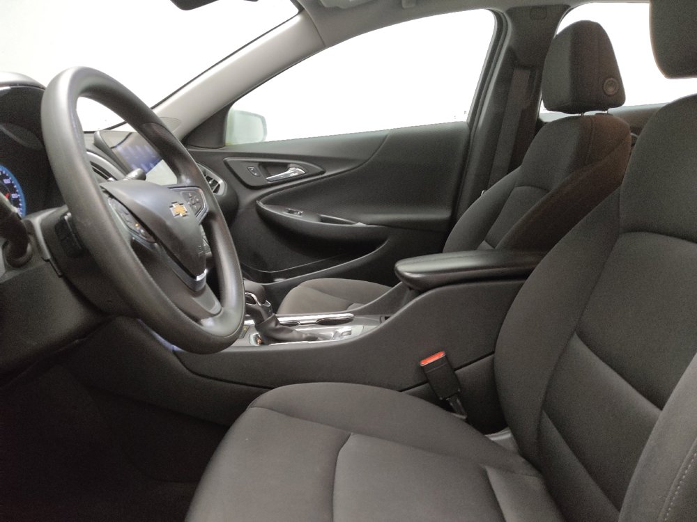 Used 2024 Chevrolet Malibu LT image 17