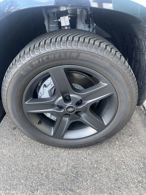 Used 2025 Land Rover Defender 110 X-Dynamic SE image 1