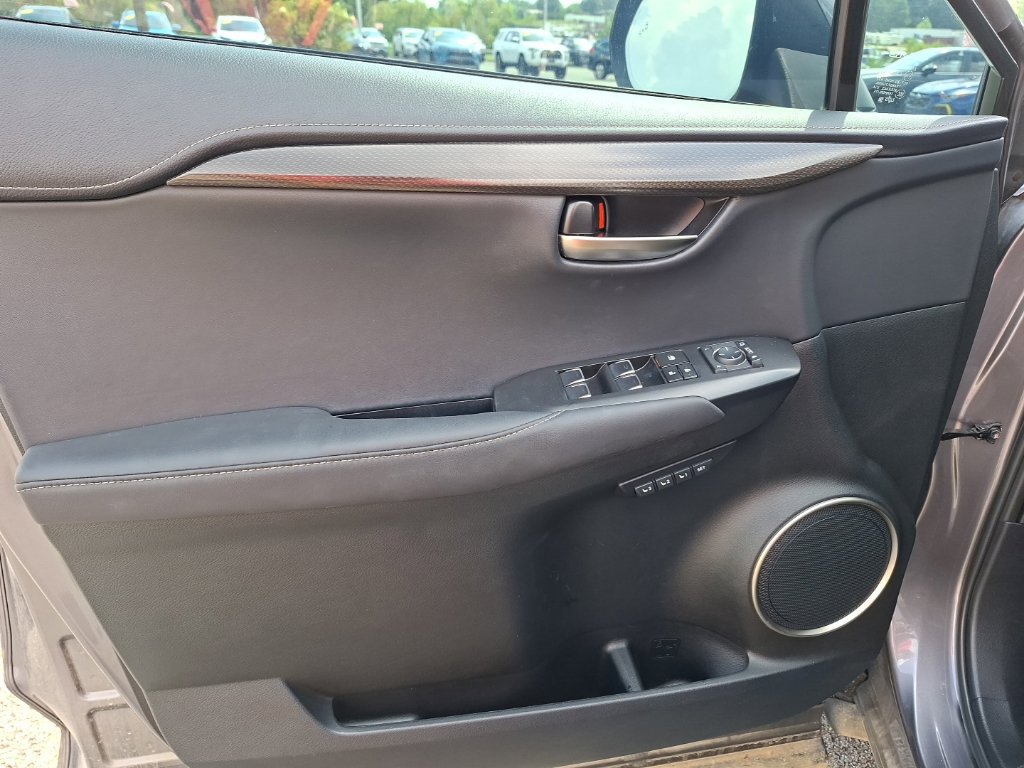 Used 2019 Lexus NX 300h AWD w/ Premium Package image 11