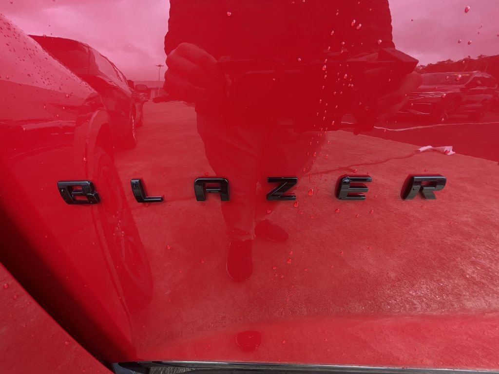 Used 2021 Chevrolet Blazer RS w/ Enhanced Convenience Package AWD/4WD image 32