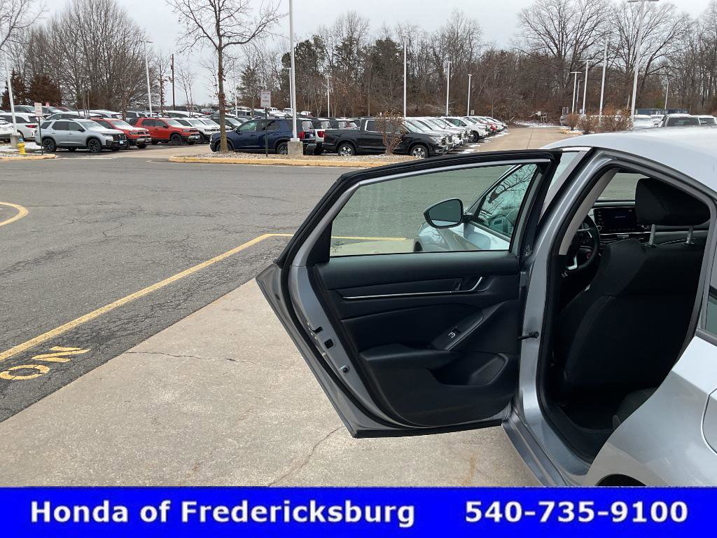 Used 2019 Honda Accord LX image 16