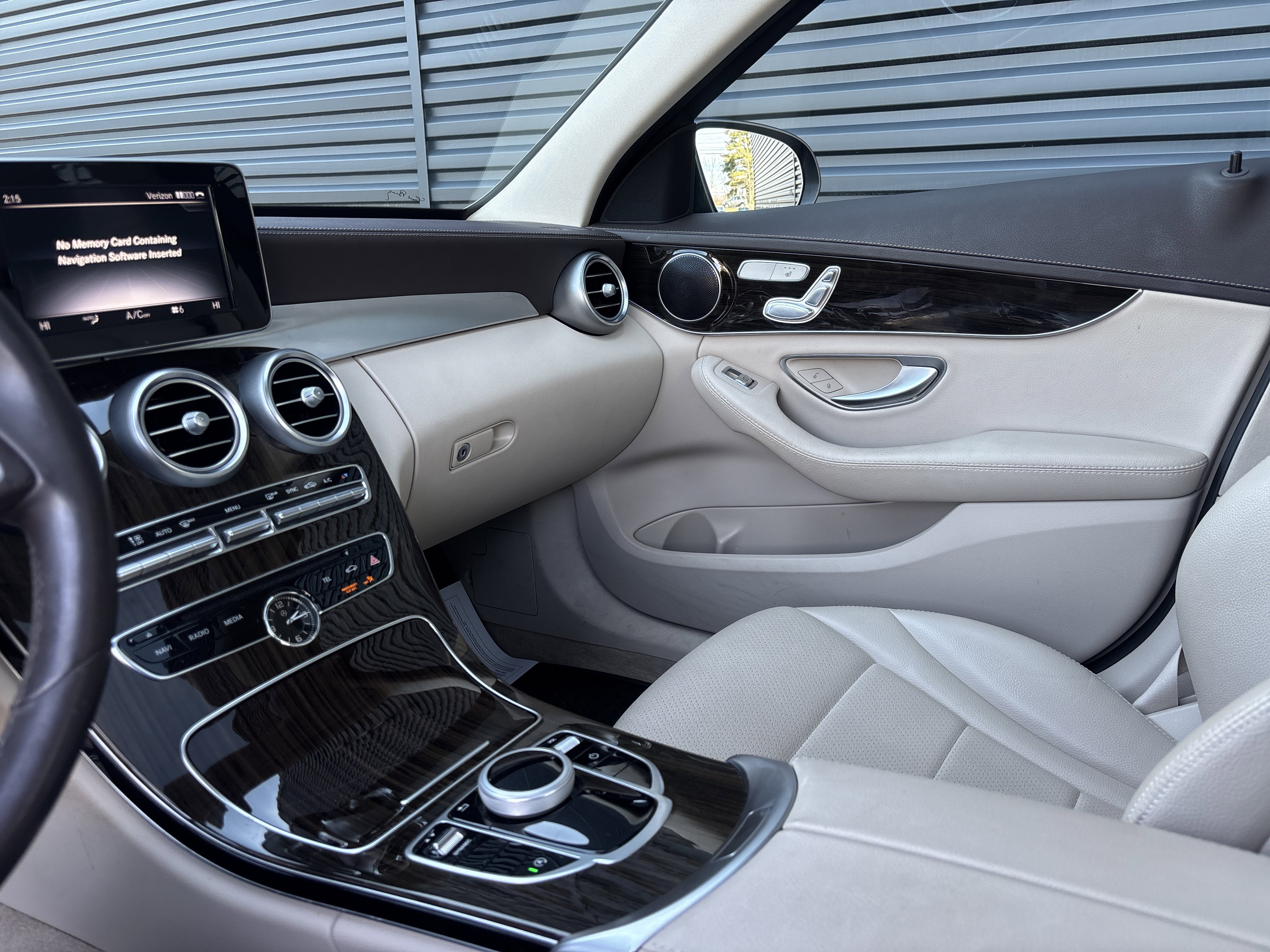 Used 2017 Mercedes-Benz C 300 4MATIC Sedan image 21