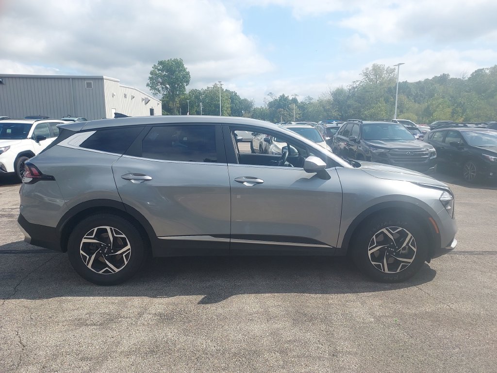 Used 2023 Kia Sportage LX FWD image 8